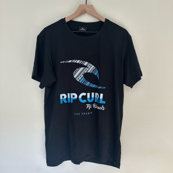 RIP CURL Fiji Islands Black T-Shirt - Picture 1 of 6